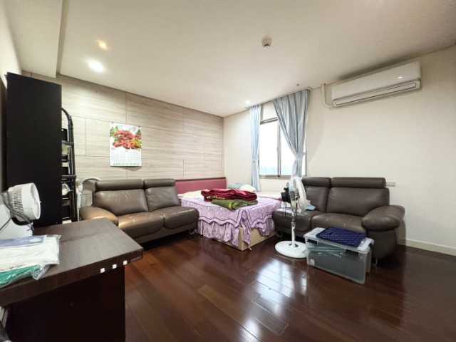 泰山買房賣屋水鑽石豪邁雙拼戶,新北市泰山區貴子路