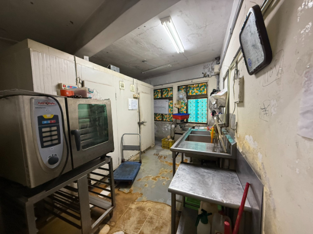 泰山買房賣屋明志正路邊精華透天,新北市泰山區明志路二段