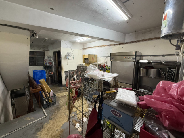 泰山買房賣屋明志正路邊精華透天,新北市泰山區明志路二段