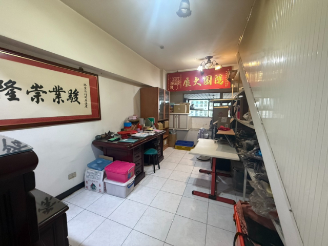 五股買房賣屋星洲面寬金店面,新北市五股區成泰路一段