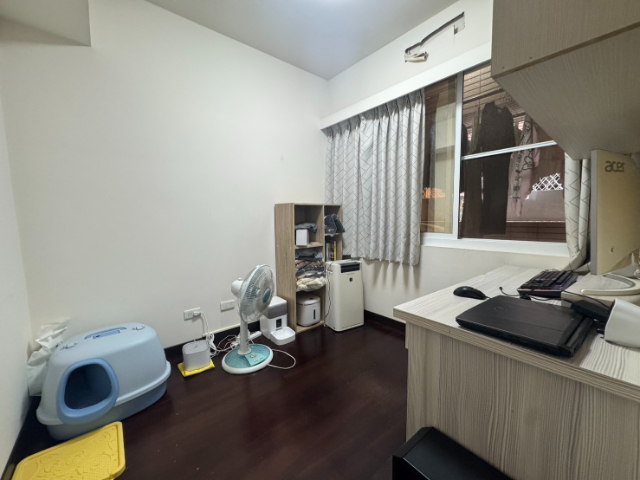 泰山買房賣屋歐洲村勳章溫馨兩房車,新北市新莊區中平路