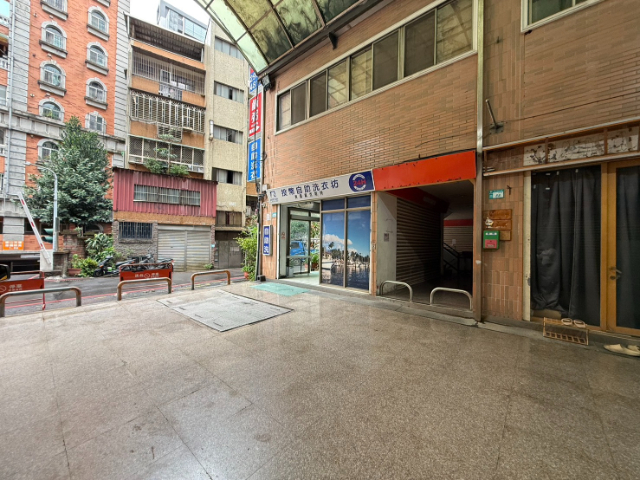 ☀泰山買房賣屋高投報金賺錢店面,新北市泰山區明志路三段
