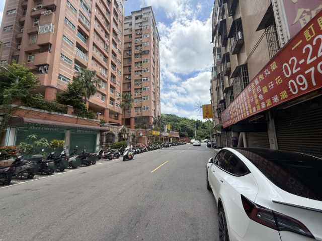 五股買房賣屋抗通膨置產金雞母,新北市五股區西雲路