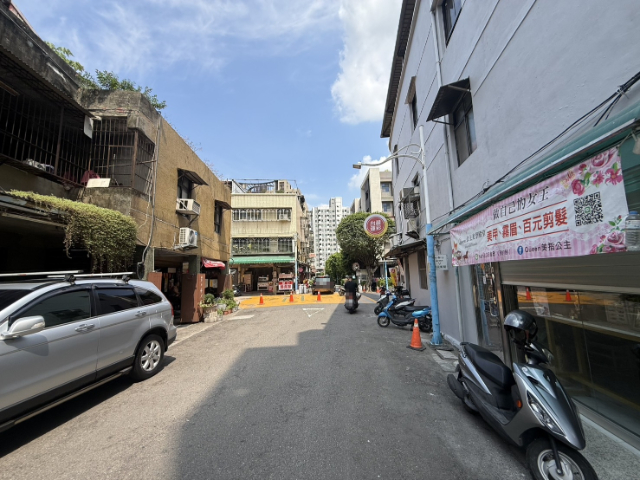 五股買房賣屋熱鬧商圈19%公設3+1房,新北市五股區成泰路三段