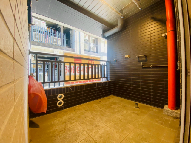 五股買房賣屋樂洋洋全新未入住採光三房車,新北市五股區新城八路