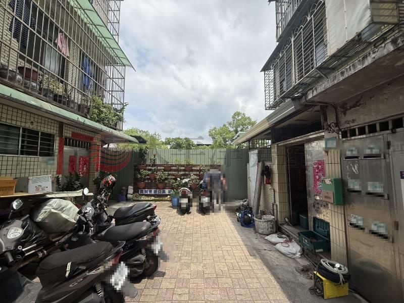 泰山買房賣屋輔大旁首選收租王,新北市泰山區貴子路