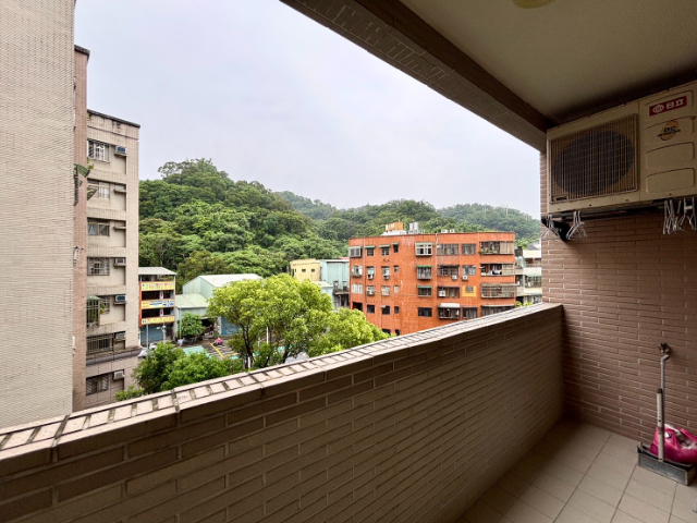 五股買房賣屋陸光美裝潢可塑四房車,新北市五股區六合街