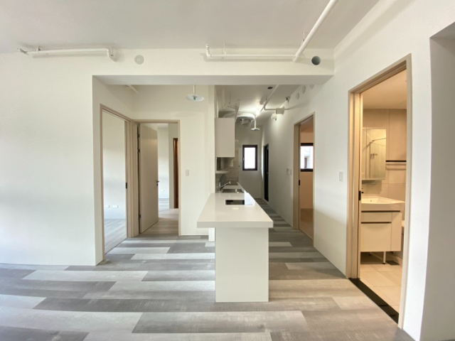 泰山買房賣屋閱讀台灣層峰採光三房車,新北市泰山區莊泰路