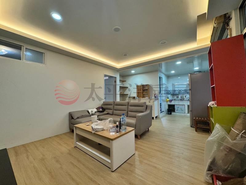 泰山買房賣屋明志學區旁美妝鼎加,新北市泰山區新民路