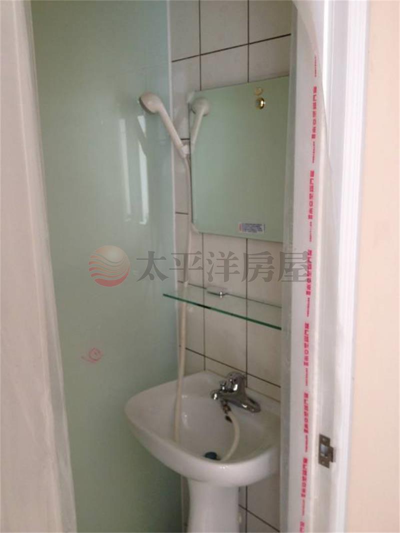 泰山買房賣屋科大商圈大坪數美宅,新北市泰山區工專路