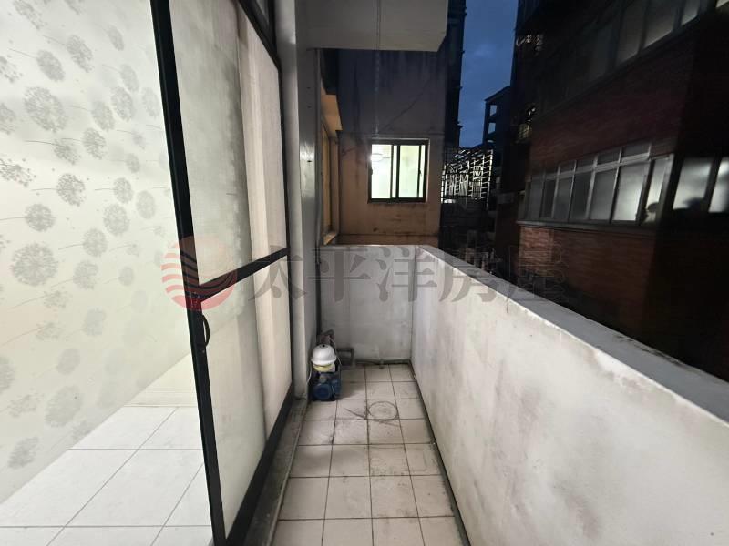 泰山買房賣屋科大商圈大坪數美宅,新北市泰山區工專路