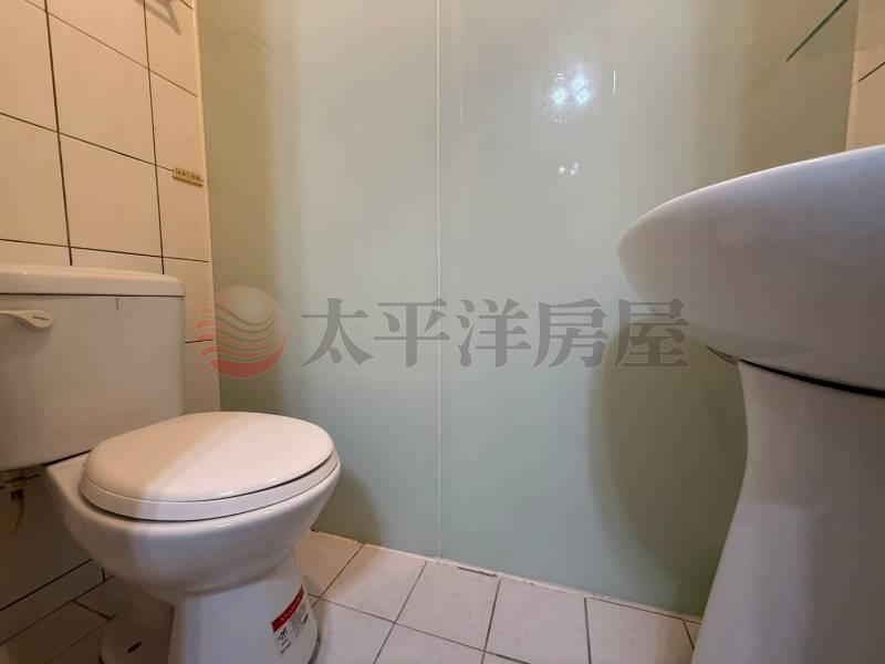 泰山買房賣屋科大商圈大坪數美宅,新北市泰山區工專路