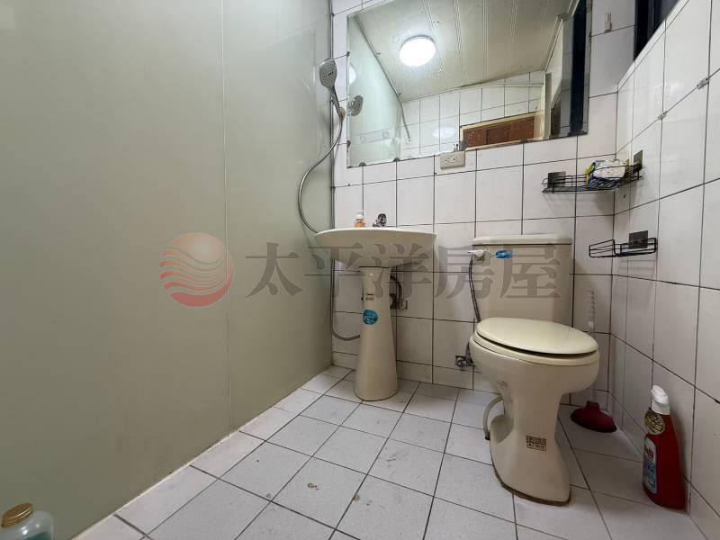 泰山買房賣屋科大商圈大坪數美宅,新北市泰山區工專路
