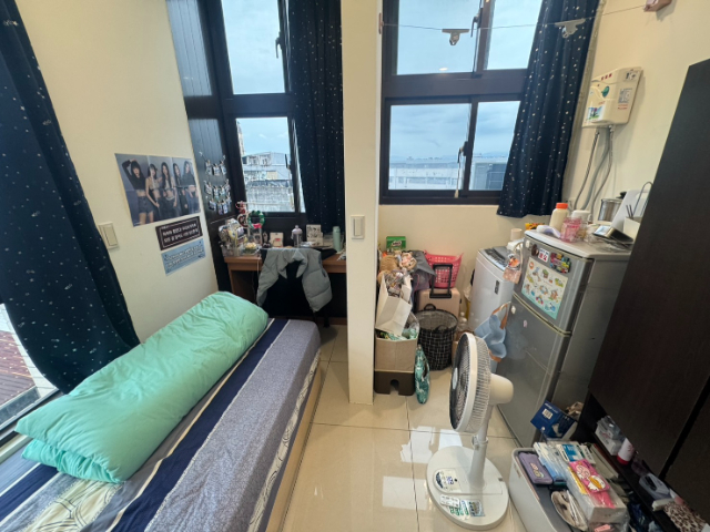 泰山買房賣屋明志科大電梯挑高套房,新北市泰山區明志路三段