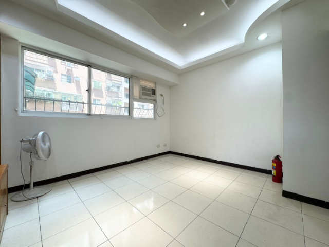 泰山買房賣屋麗池邊間採光小豪宅,新北市泰山區泰林路二段