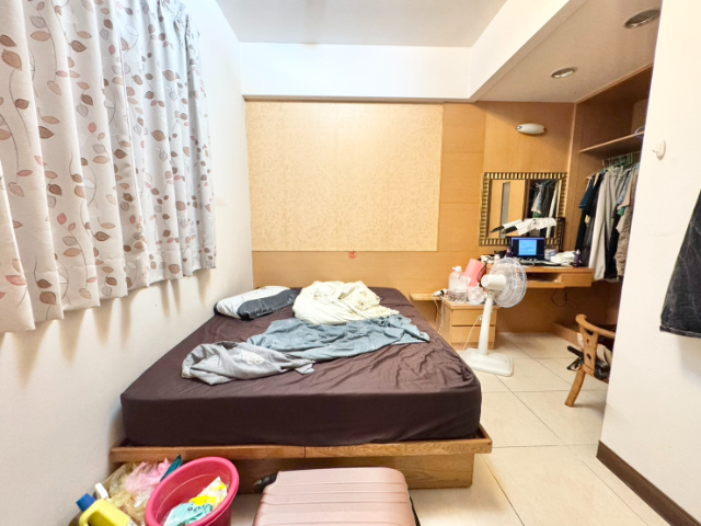 泰山買房賣屋京城邊間四房車,新北市泰山區仁義路