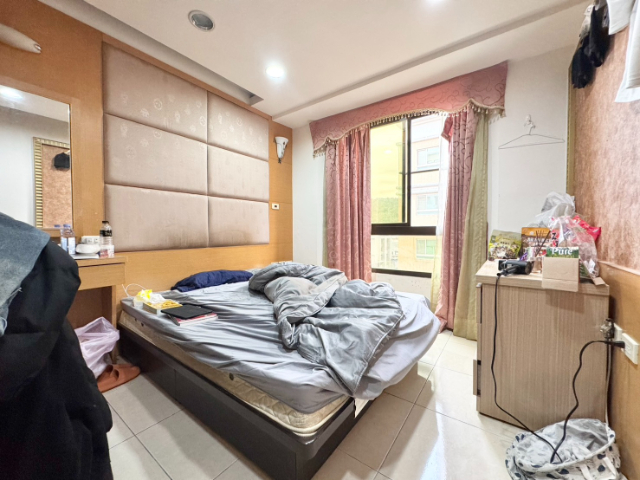 泰山買房賣屋京城邊間四房車,新北市泰山區仁義路