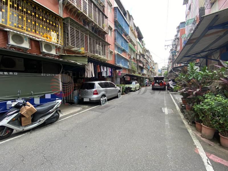 泰山買房賣屋塭仔圳旁低總價美寓,新北市泰山區漢口街