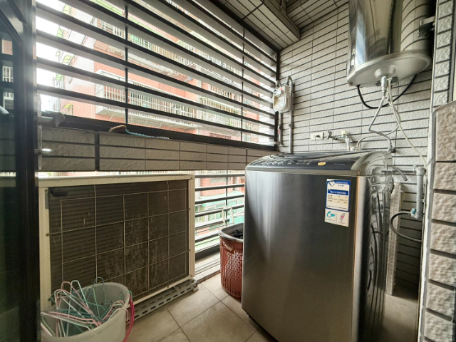 泰山買房賣屋典藏精裝美3房車,新北市泰山區貴子路