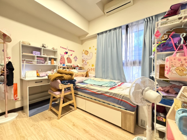 五股買房賣屋運動中心大二房車,新北市五股區成洲一路