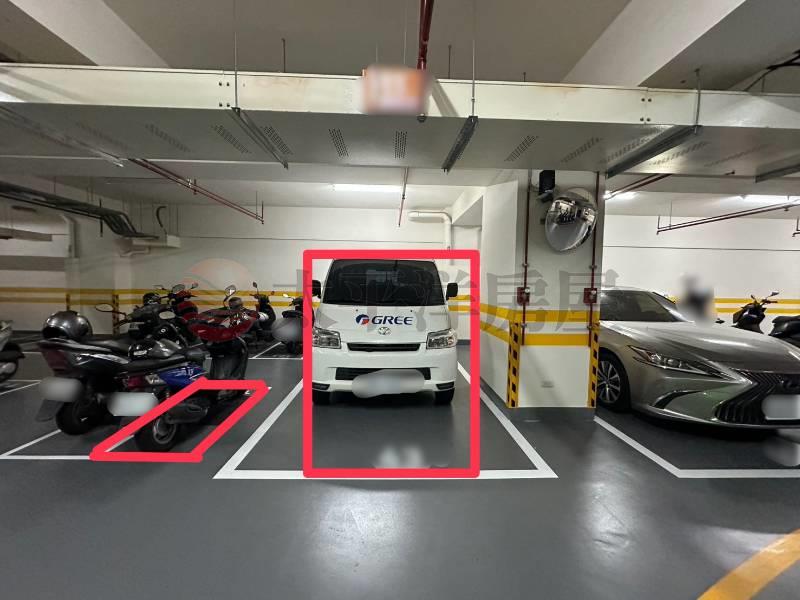 泰山買房賣屋武泰臻愛金地段店面,新北市泰山區明志路三段