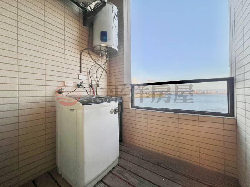 五股買房賣屋河景採光萊茵堡,新北市五股區成泰路四段