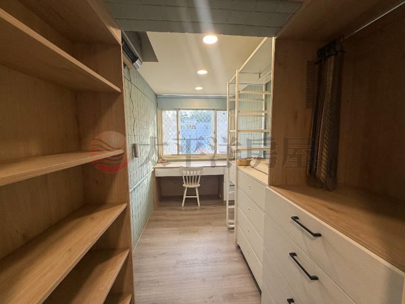 泰山買房賣屋碧瑤景觀四房車,新北市泰山區辭修路