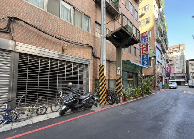 泰山買房賣屋最低總價置產倉庫,新北市泰山區明志路三段