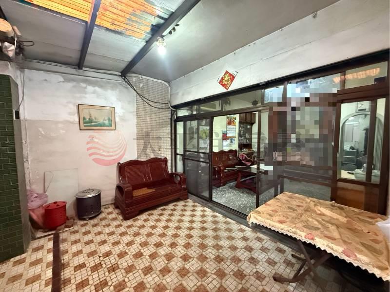 泰山買房賣屋活巷好停車面寬公寓一樓,新北市泰山區泰林路二段