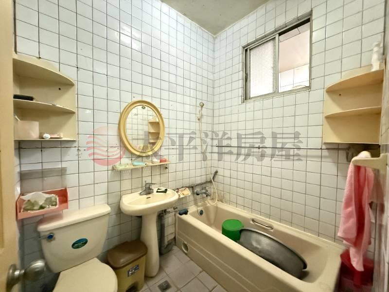 泰山買房賣屋活巷好停車面寬公寓一樓,新北市泰山區泰林路二段