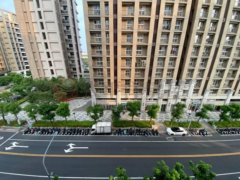 五股買房賣屋洲子洋輕奢兩房車,新北市五股區新城八路