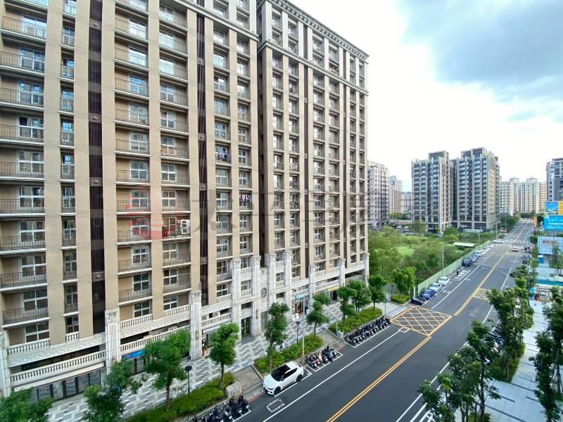 五股買房賣屋洲子洋輕奢兩房車,新北市五股區新城八路