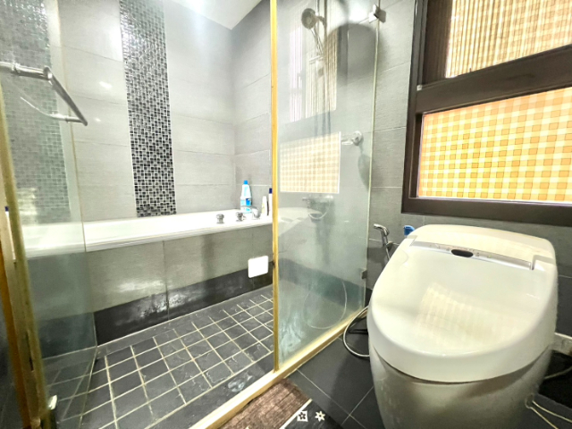 五股買房賣屋世界之星高樓美裝潢四房車,新北市五股區新城八路