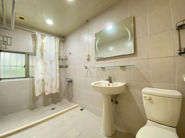 泰山買房賣屋學區旁大空間美寓,新北市泰山區明志路二段