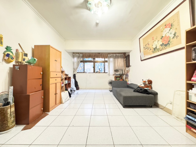 五股買房賣屋6.6%公設電梯三房超大車位,新北市五股區五福路