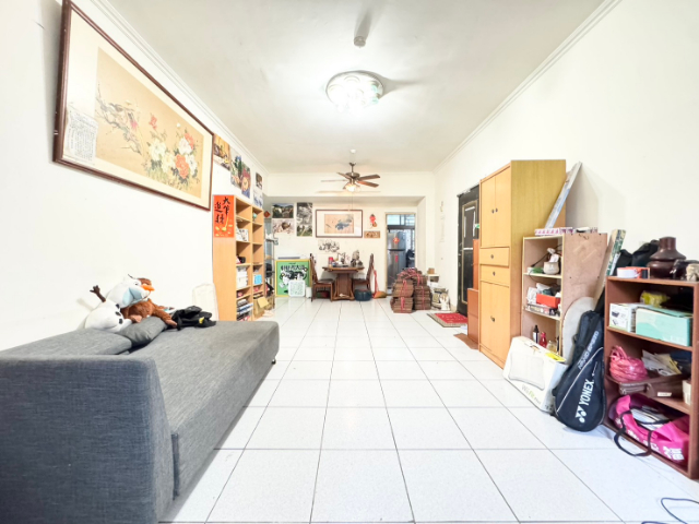 五股買房賣屋6.6%公設電梯三房超大車位,新北市五股區五福路