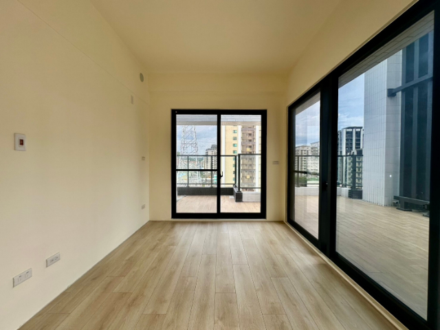 富總青沐邊間雙主臥大露臺雙車位,新北市五股區新城一路