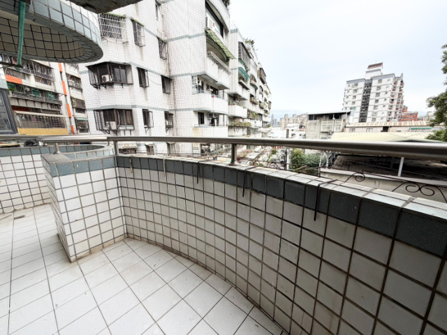 ☀泰山買房賣屋稀有三陽開泰三房車,新北市泰山區辭修路