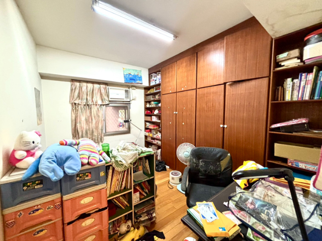 泰山買房賣屋晶華小築溫馨三房,新北市泰山區明志路二段