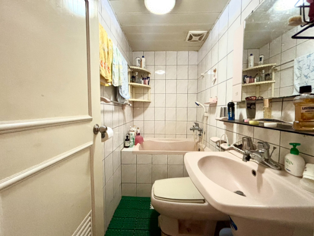 泰山買房賣屋晶華小築溫馨三房,新北市泰山區明志路二段