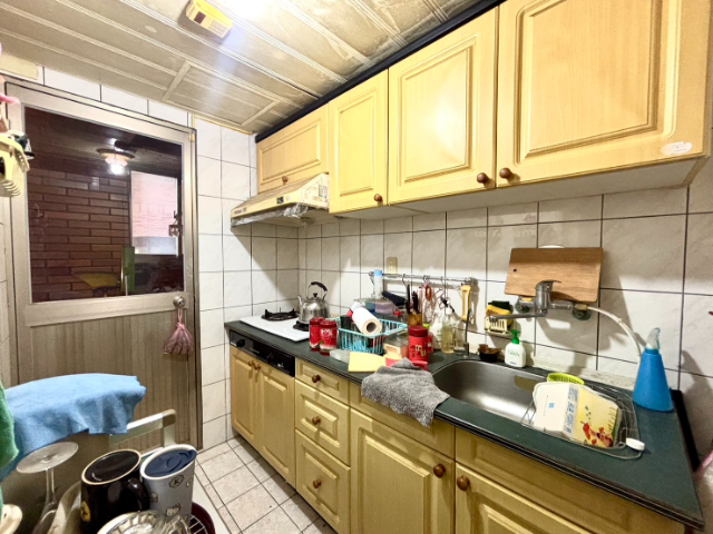 泰山買房賣屋晶華小築溫馨三房,新北市泰山區明志路二段