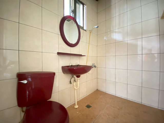 五股買房賣屋精華地段待整公寓,新北市五股區成泰路三段