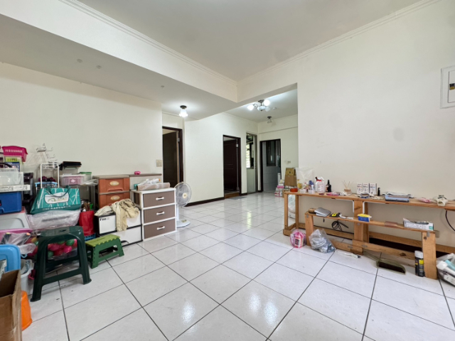 泰山買房賣屋明志國小旁低總價三房,新北市泰山區明志路二段