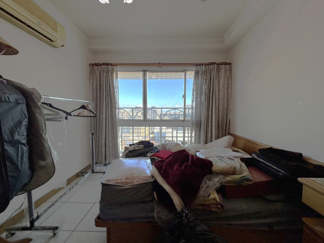 五股買房賣屋稀有樓中樓低總價大四房車,新北市五股區西雲路