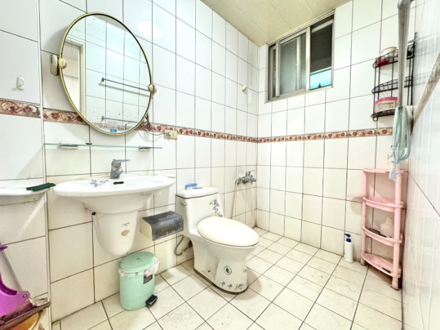 五股買房賣屋水碓特區山莊別墅,新北市五股區水碓三路