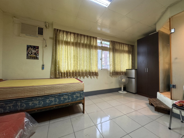 泰山買房賣屋輔大旁4套高收益2樓,新北市泰山區明志路三段