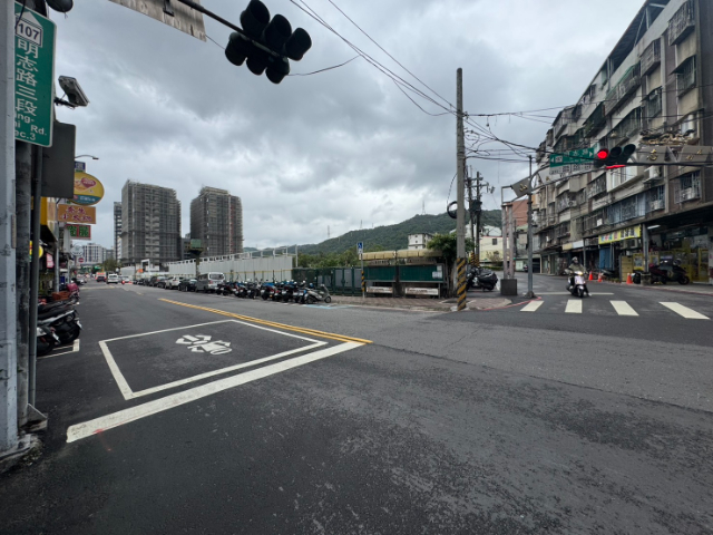 泰山買房賣屋輔大旁4套高收益2樓,新北市泰山區明志路三段