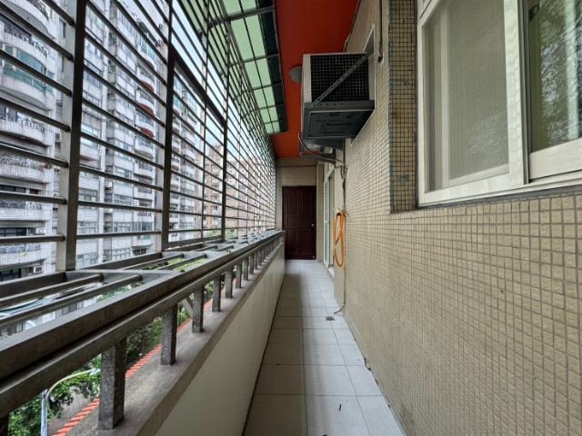 泰山買房賣屋稀有十八甲三房美寓,新北市泰山區泰林路二段