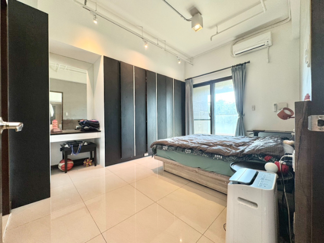 五股買房賣屋綠意盎然三房車,新北市五股區芳洲一路