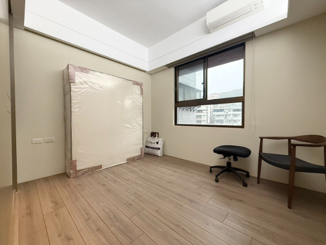 泰山買房賣屋貴賢精品美裝3房車,新北市泰山區貴子路